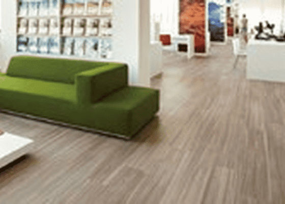 JWELL SPC เครื่องทำพื้นหินพลาสติกสายการอัดขึ้นรูปแผ่นพีวีซี