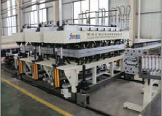 แบบฟอร์มอาคารทำงาน Double Out Pp Hollow Sheet Extrusion Line