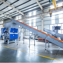 Universal Single Shaft Shredder สำหรับการรีไซเคิลพลาสติก Waster
