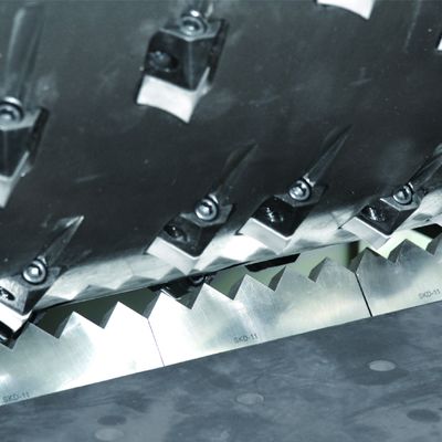 1000kg / H PS Single Shaft Shredder เครื่องรีไซเคิลขยะพลาสติก