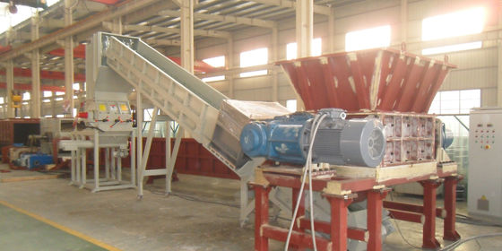 22kw 3000kg / H ขวดเครื่องทำลายขยะพลาสติกใช้พลังงานต่ำ