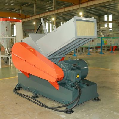 35kw 600KG / H PVC WPC กรอบหน้าต่างประตูขยะพลาสติก Crusher