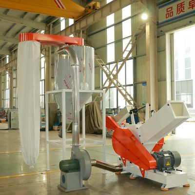 35kw 600KG / H PVC WPC กรอบหน้าต่างประตูขยะพลาสติก Crusher